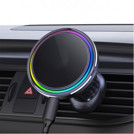 Semiconductor refrigeration magnetic car charger