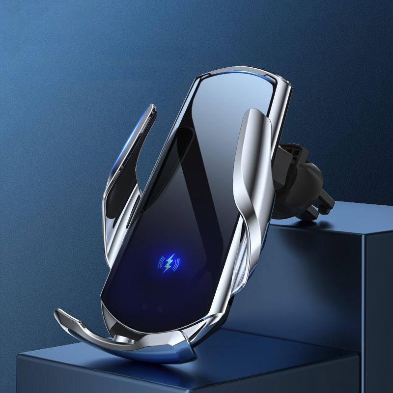 Automatic induction lock fast charging car charger