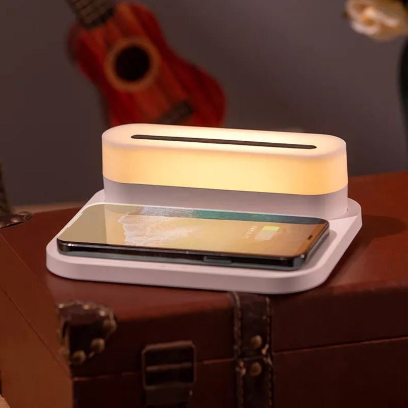 Fast charging desktop multifunctional wireless charger