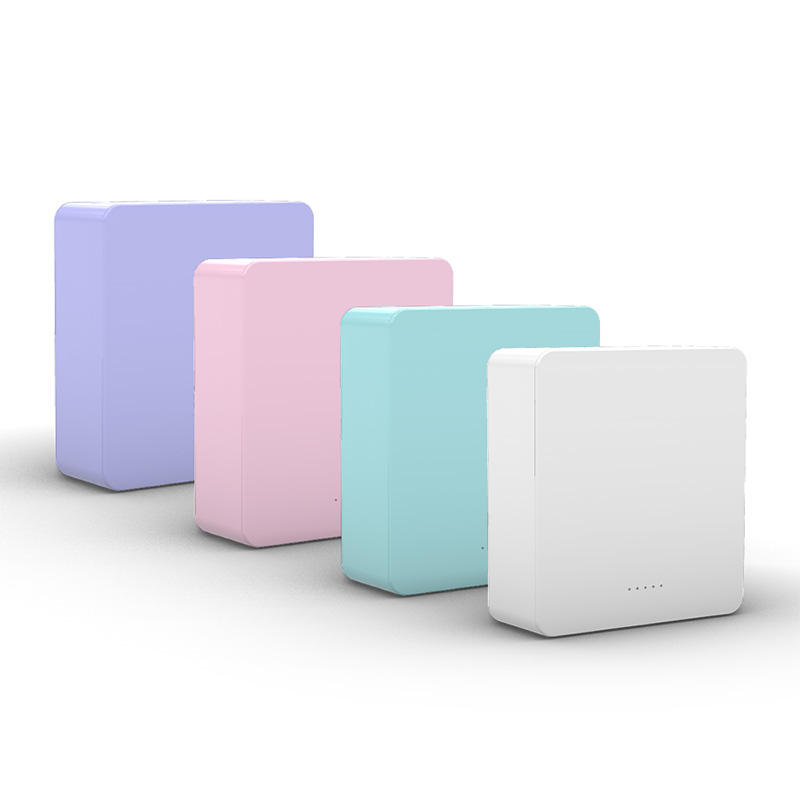 Rectangular large capacity magnetic portable charger