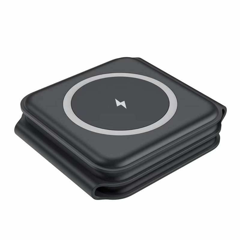 Foldable 3 in 1 fast charging portable charger